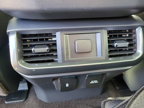 Certified 2022 Ford F150 XLT w/ Equipment Group 302A High image 13