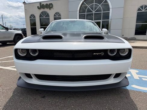 Used 2019 Dodge Challenger SRT Hellcat Redeye RWD image 11