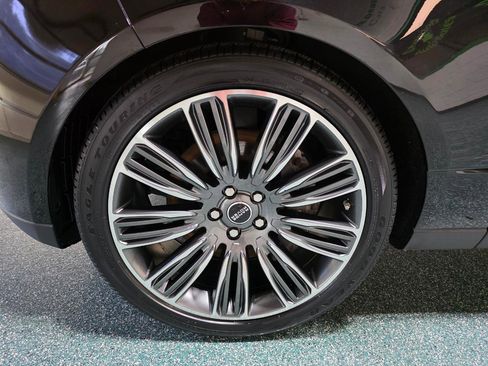 Used 2019 Land Rover Range Rover Long Wheelbase Autobiography AWD/4WD image 12