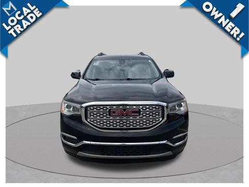 Used 2018 GMC Acadia Denali w/ Technology Package AWD/4WD image 2