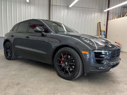 Used 2017 Porsche Macan GTS image 9