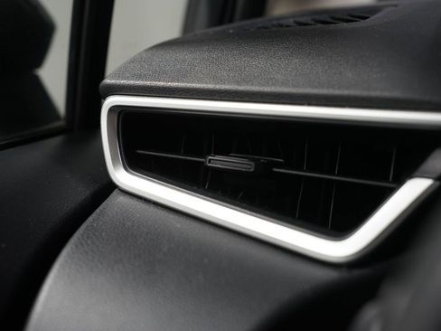 Certified 2024 Toyota Corolla LE image 23