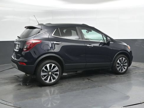 Used 2021 Buick Encore Preferred AWD/4WD image 4