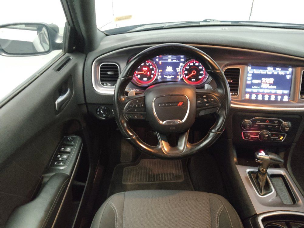 Used 2019 Dodge Charger SXT AWD/4WD image 22