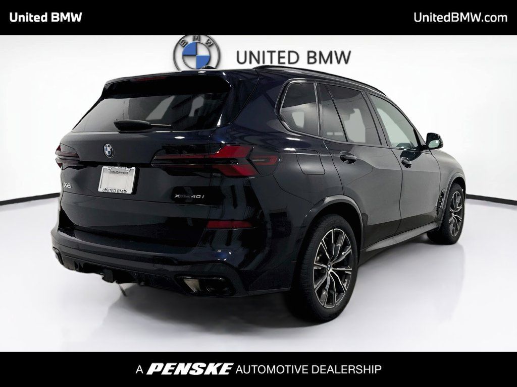 Certified 2025 BMW X5 xDrive40i w/ M Sport Package AWD/4WD image 5
