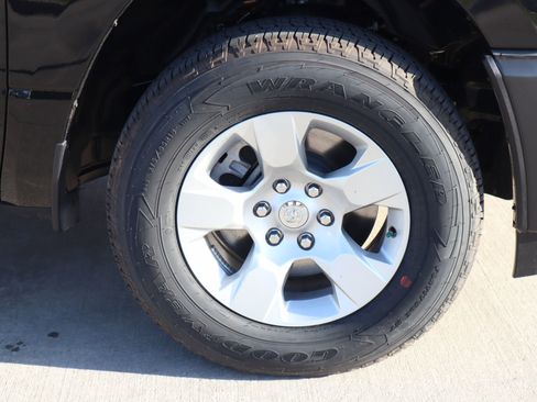 New 2026 RAM 1500 Tradesman image 17