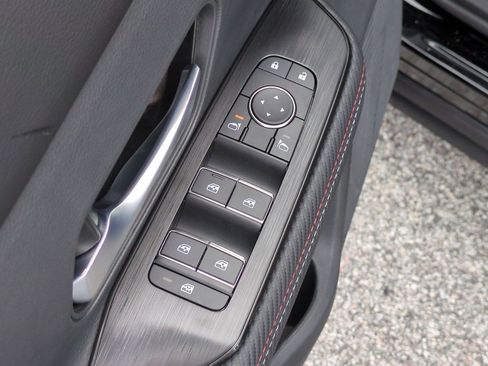 New 2026 Nissan Kicks SR FWD image 14