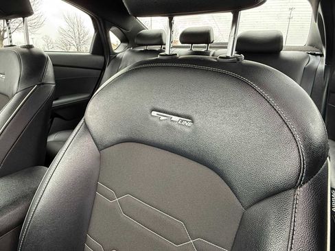 Used 2022 Kia Forte GT-Line image 14