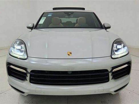 Used 2022 Porsche Cayenne image 15