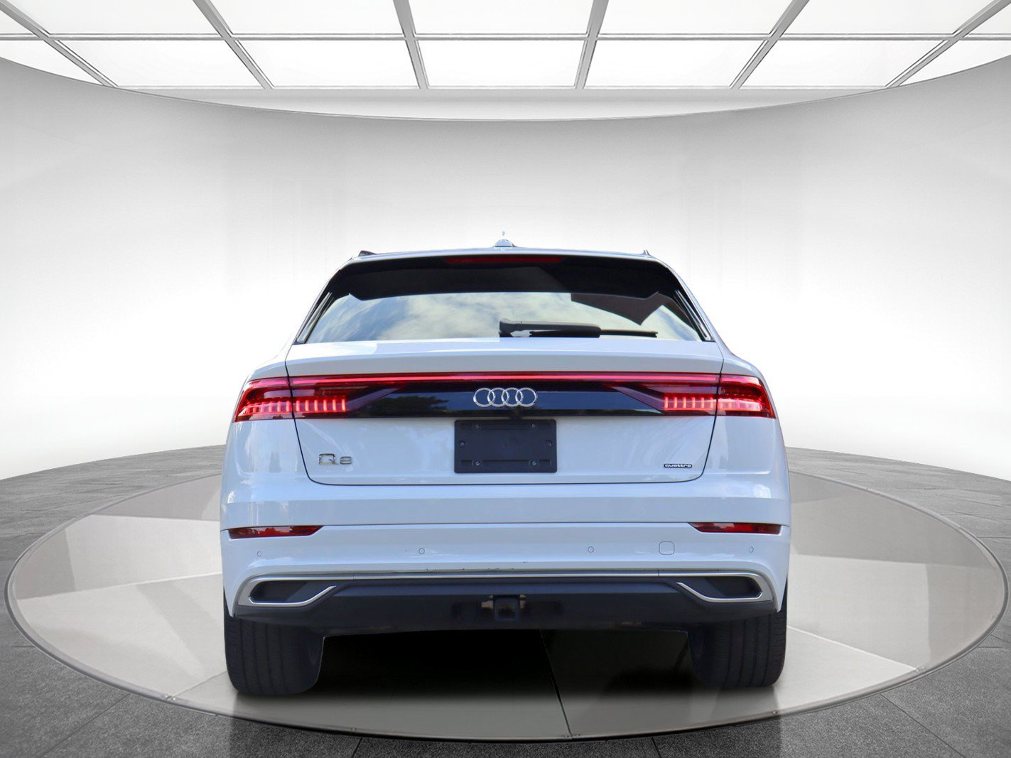 Used 2023 Audi Q8 Premium w/ Convenience Package AWD/4WD image 7
