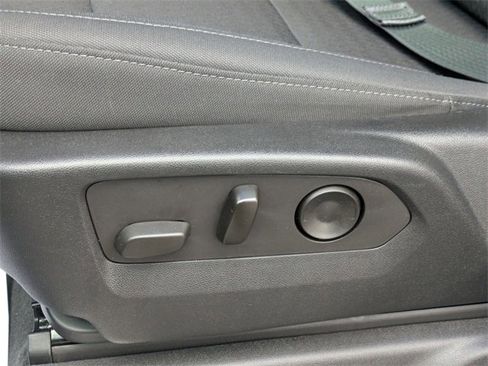 Used 2022 Chevrolet Silverado 1500 LT w/ Convenience Package II image 27