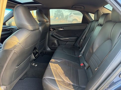 Used 2019 Toyota Avalon Touring w/ Advanced Safety Package image 11
