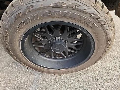 Used 2024 Ford F350 King Ranch w/ Chrome Package image 15