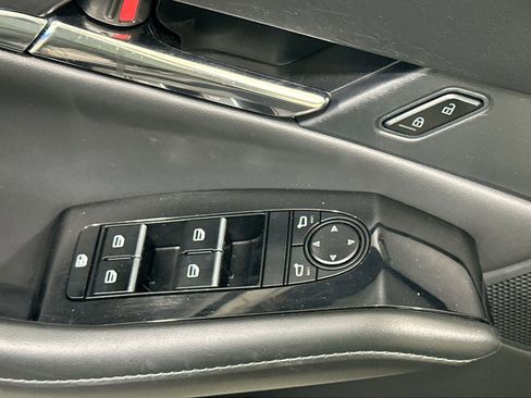 Used 2022 MAZDA CX-30 AWD 2.5 S w/ Preferred Package image 16