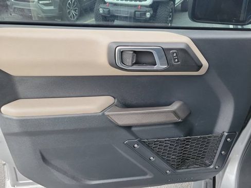 Used 2021 Ford Bronco Wildtrak AWD/4WD image 15