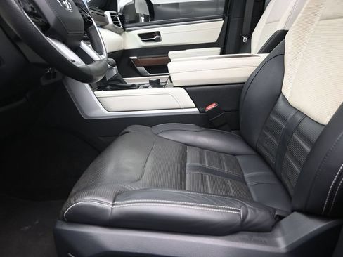 Used 2022 Toyota Tundra Capstone AWD/4WD image 13