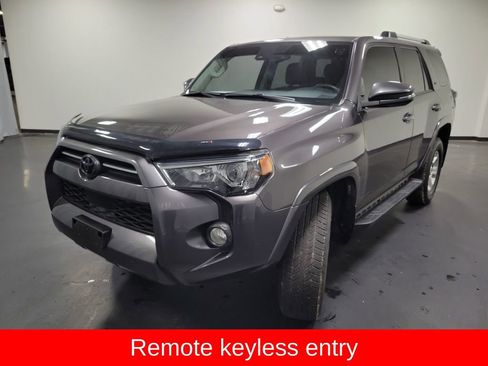 Used 2020 Toyota 4Runner SR5 Premium image 4