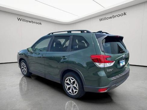 Used 2024 Subaru Forester Premium AWD/4WD image 3