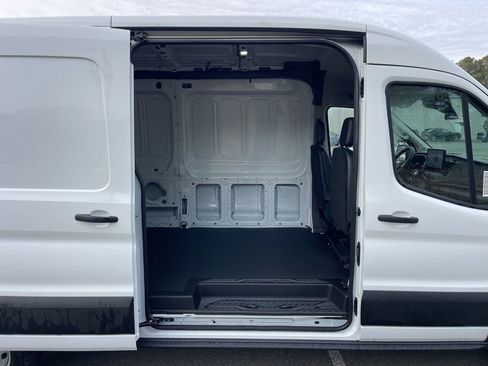 New 2026 Ford Transit 250 148 Medium Roof RWD image 6