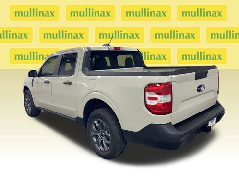 New 2025 Ford Maverick XLT w/ XLT Luxury Package image 9