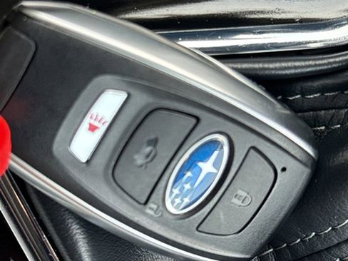 Used 2025 Subaru Outback Touring image 38