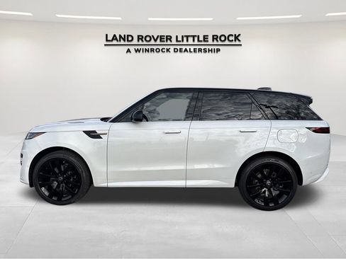 New 2025 Land Rover Range Rover Sport Dynamic SE image 9