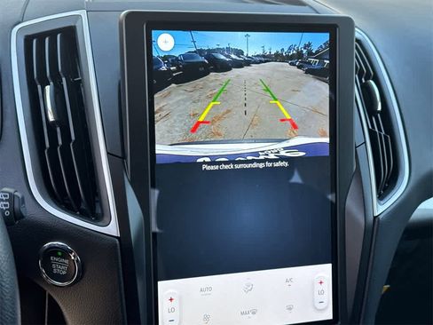 New 2024 Ford Edge SE image 26