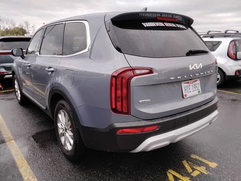 Used 2022 Kia Telluride LX image 5