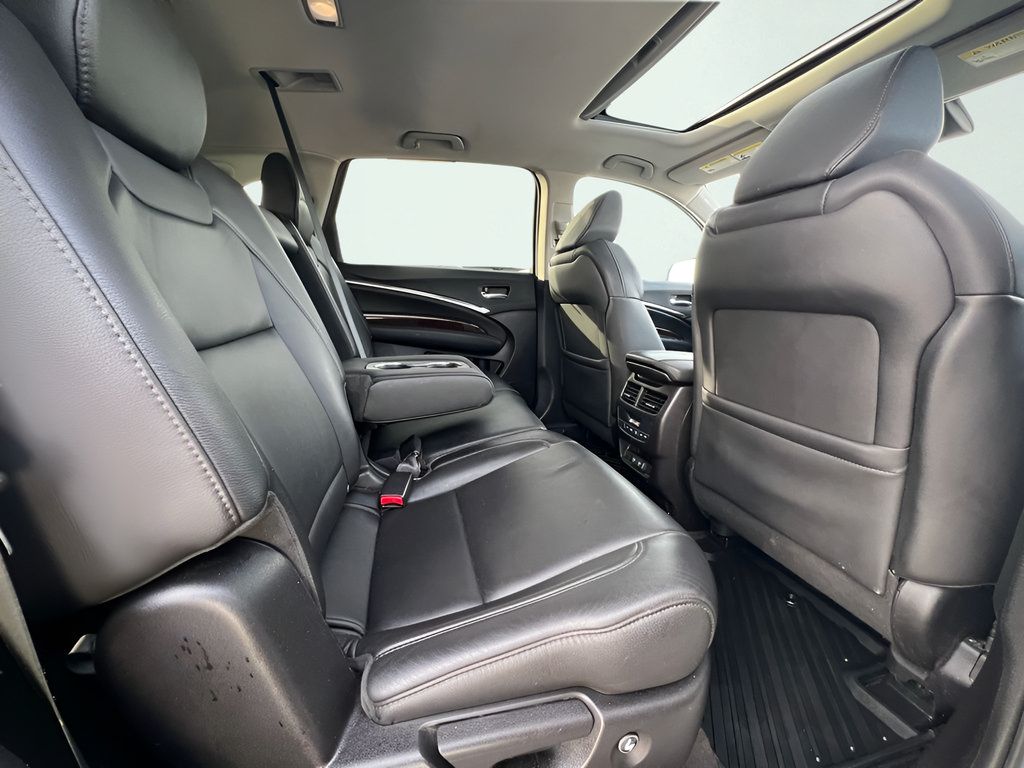 Used 2017 Acura MDX w/ Technology Package AWD/4WD image 23
