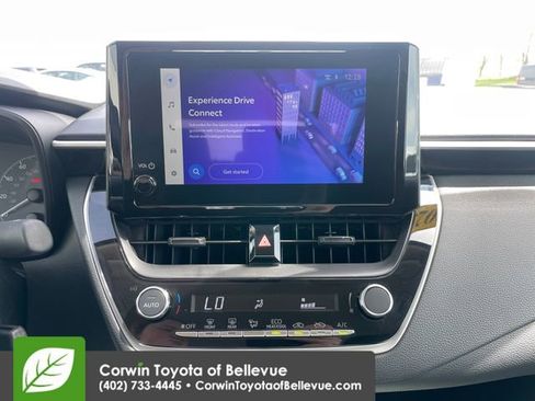Used 2025 Toyota Corolla LE image 12