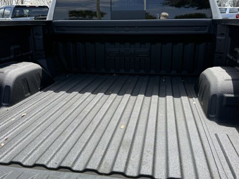 Used 2026 GMC Sierra 1500 Denali image 32