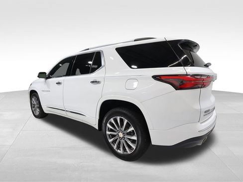 Certified 2023 Chevrolet Traverse Premier image 2
