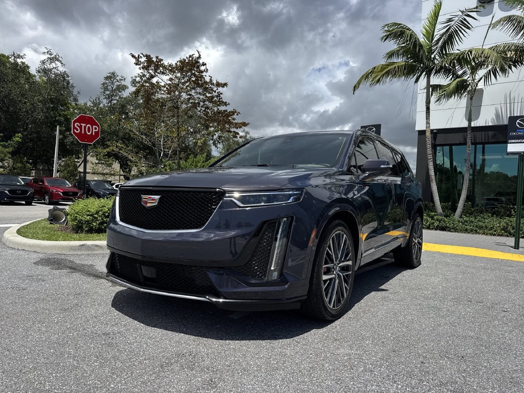 Used 2024 Cadillac XT6 Sport w/ Platinum Package AWD/4WD image 31