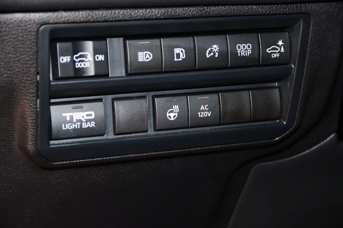 Used 2025 Toyota Sequoia TRD Pro AWD/4WD image 45