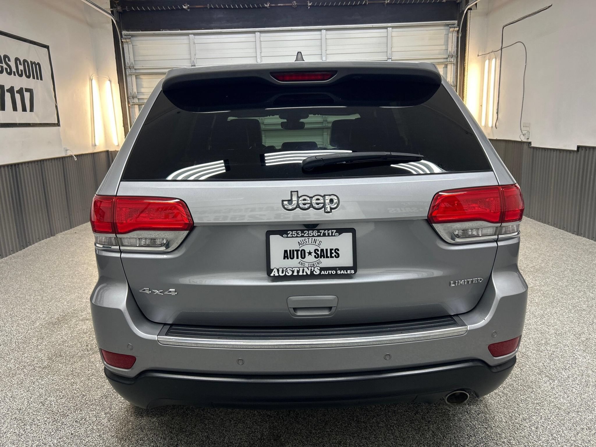 Used 2019 Jeep Grand Cherokee Limited w/ Luxury Group II AWD/4WD image 5