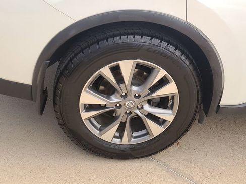 Used 2017 Nissan Murano S w/ Navigation Package FWD image 6