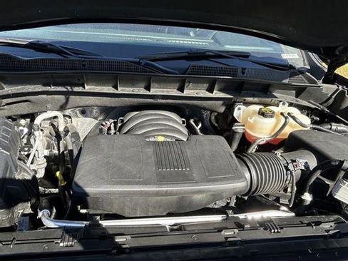 Used 2025 GMC Sierra 1500 SLT image 28