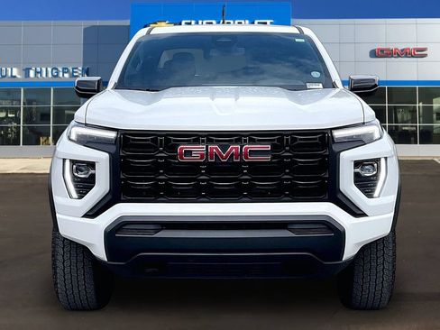 Used 2025 GMC Canyon Elevation RWD image 2