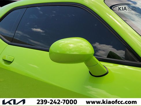 Used 2023 Dodge Challenger R/T Scat Pack RWD image 7