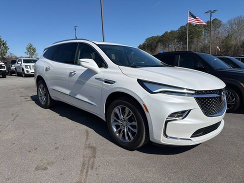 Used 2024 Buick Enclave Avenir w/ Avenir Technology Package image 6