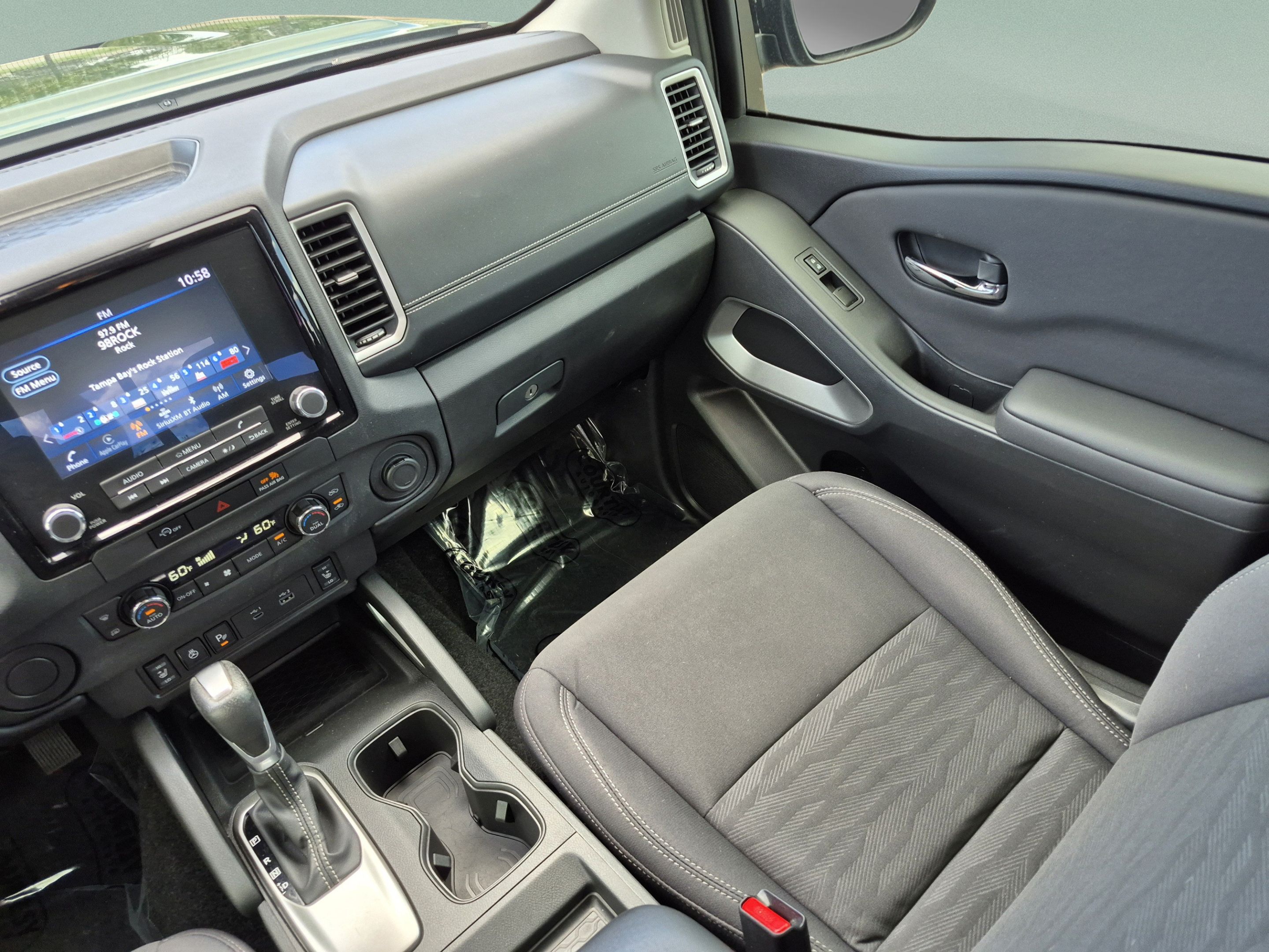 Certified 2024 Nissan Frontier SV w/ SV Convenience Package RWD image 15
