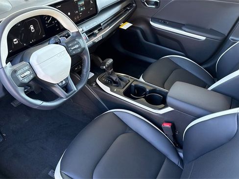 New 2025 Kia K4 GT-Line w/ GT-Line Premium Package image 11