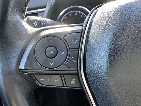 Used 2018 Toyota Camry SE image 18