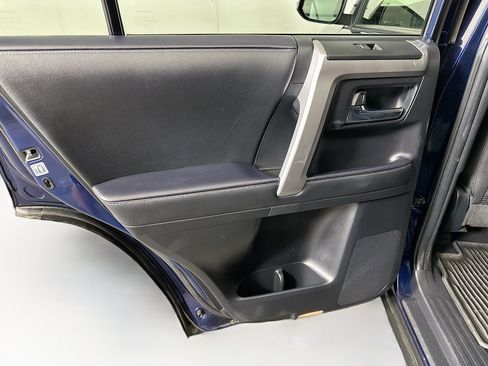 Used 2024 Toyota 4Runner SR5 Premium w/ Moonroof Package image 28