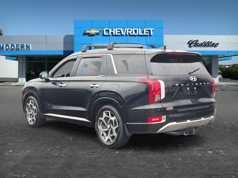 Used 2022 Hyundai Palisade Calligraphy w/ Winter Package FWD image 3