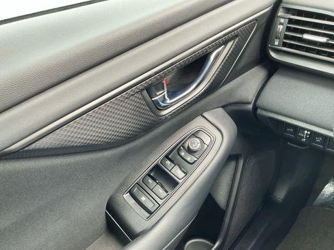 Used 2023 Subaru Outback Premium image 19