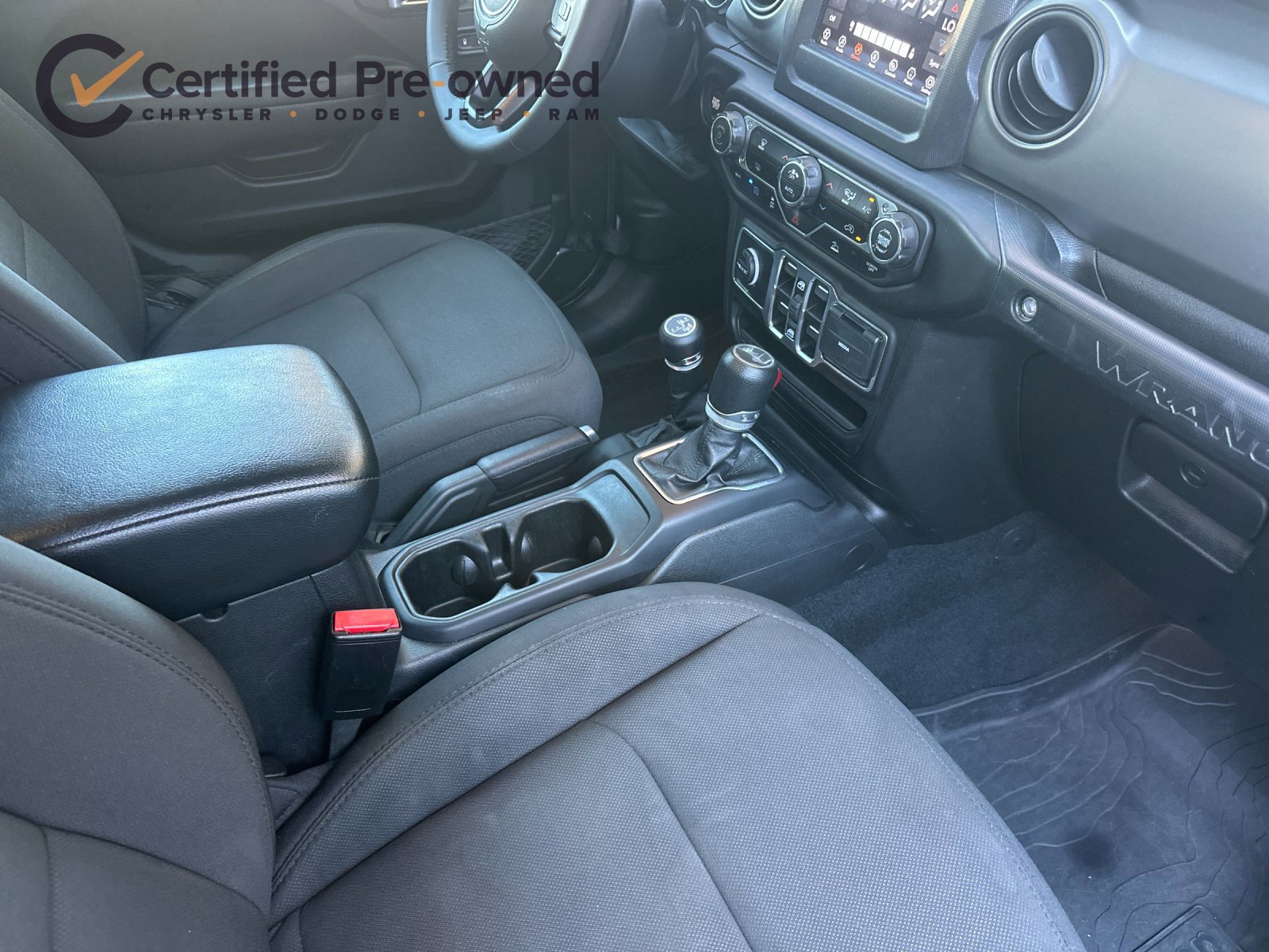 Used 2023 Jeep Wrangler Unlimited AWD/4WD image 17