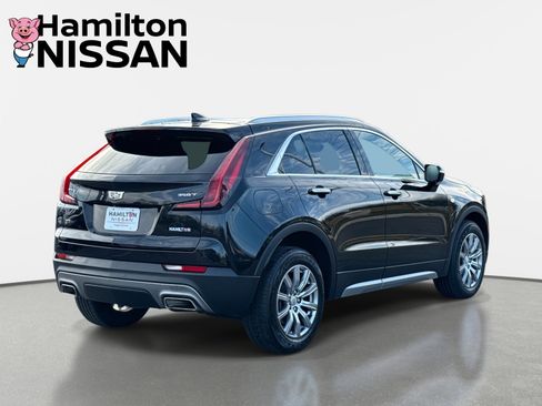 Used 2023 Cadillac XT4 Premium Luxury image 2