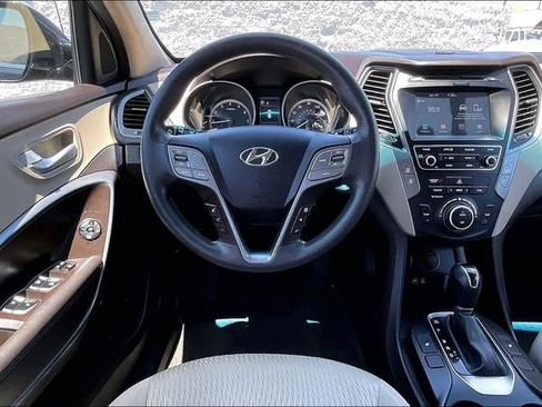 Used 2018 Hyundai Santa Fe Sport w/ 2.4L Value Package 02 FWD image 4