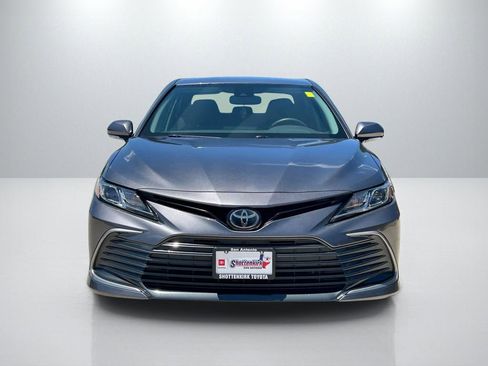 Used 2023 Toyota Camry LE w/ Convenience Package FWD image 2